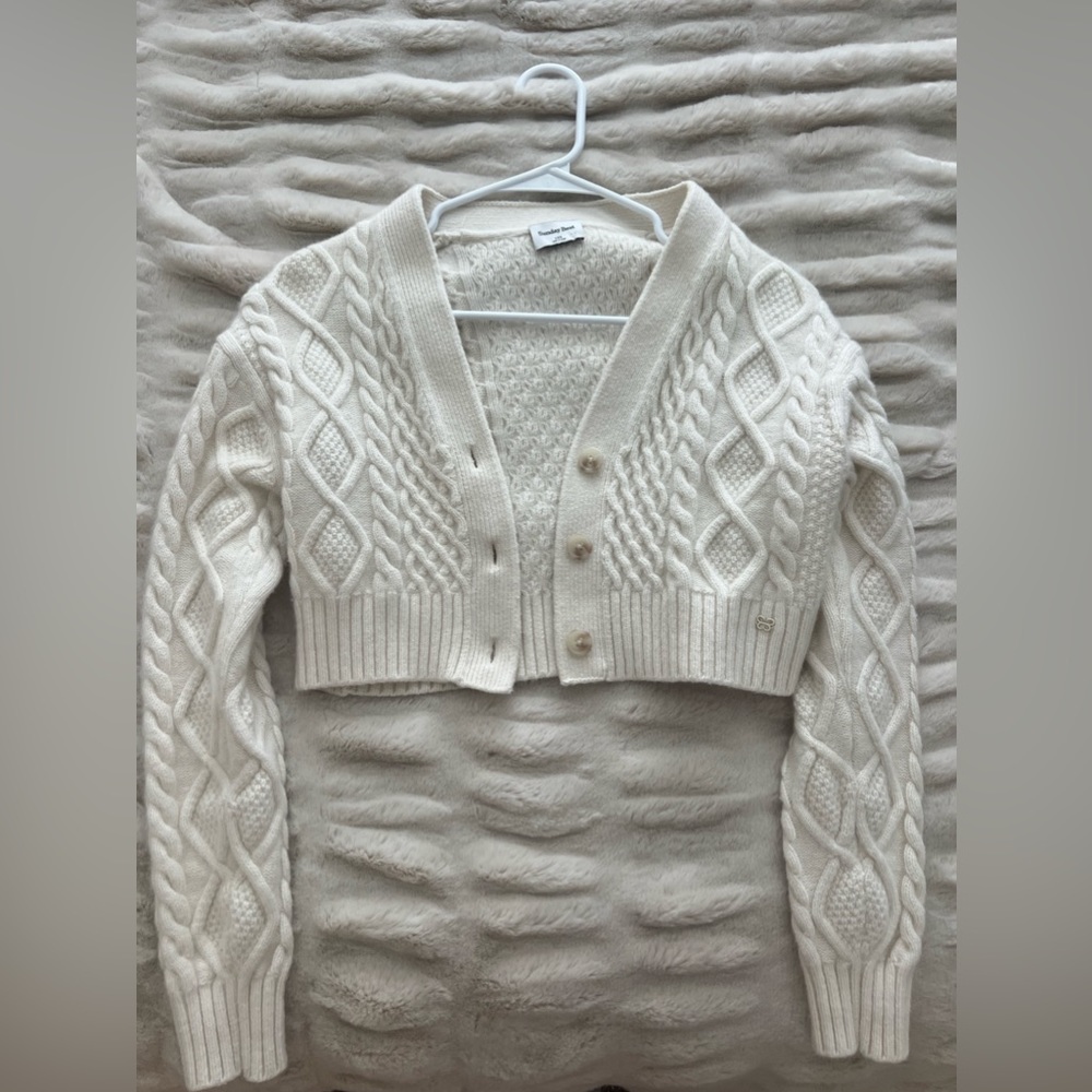 Aritzia Sunday Best Cropped Cardigan